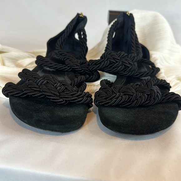 Madison Ernest Paris black braided black sandals with back zip heel closure. - Picture 5 of 8